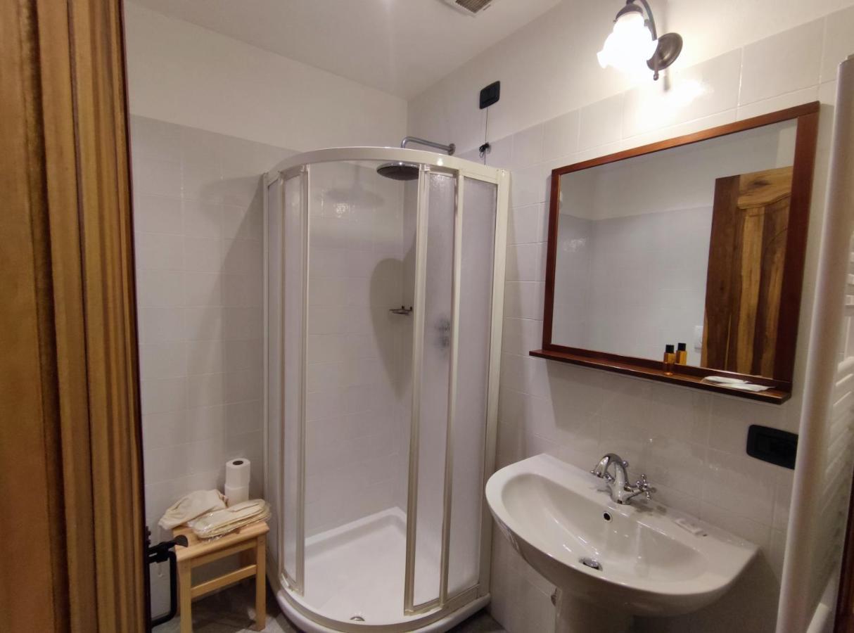 Le 5 Frecce Villa Cavour Ngoại thất bức ảnh