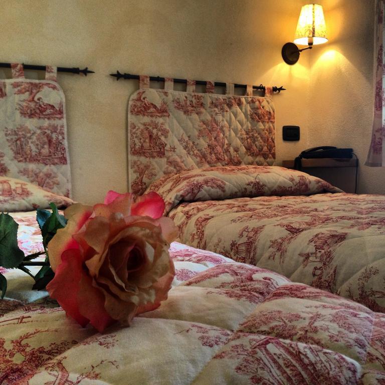 Le 5 Frecce Villa Cavour Phòng bức ảnh
